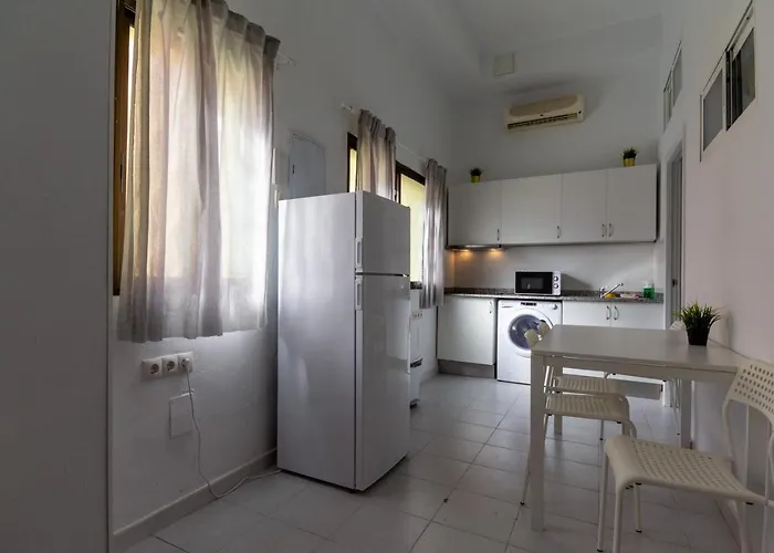 Piso Reformado Lejlighed Vecindario (Gran Canaria)